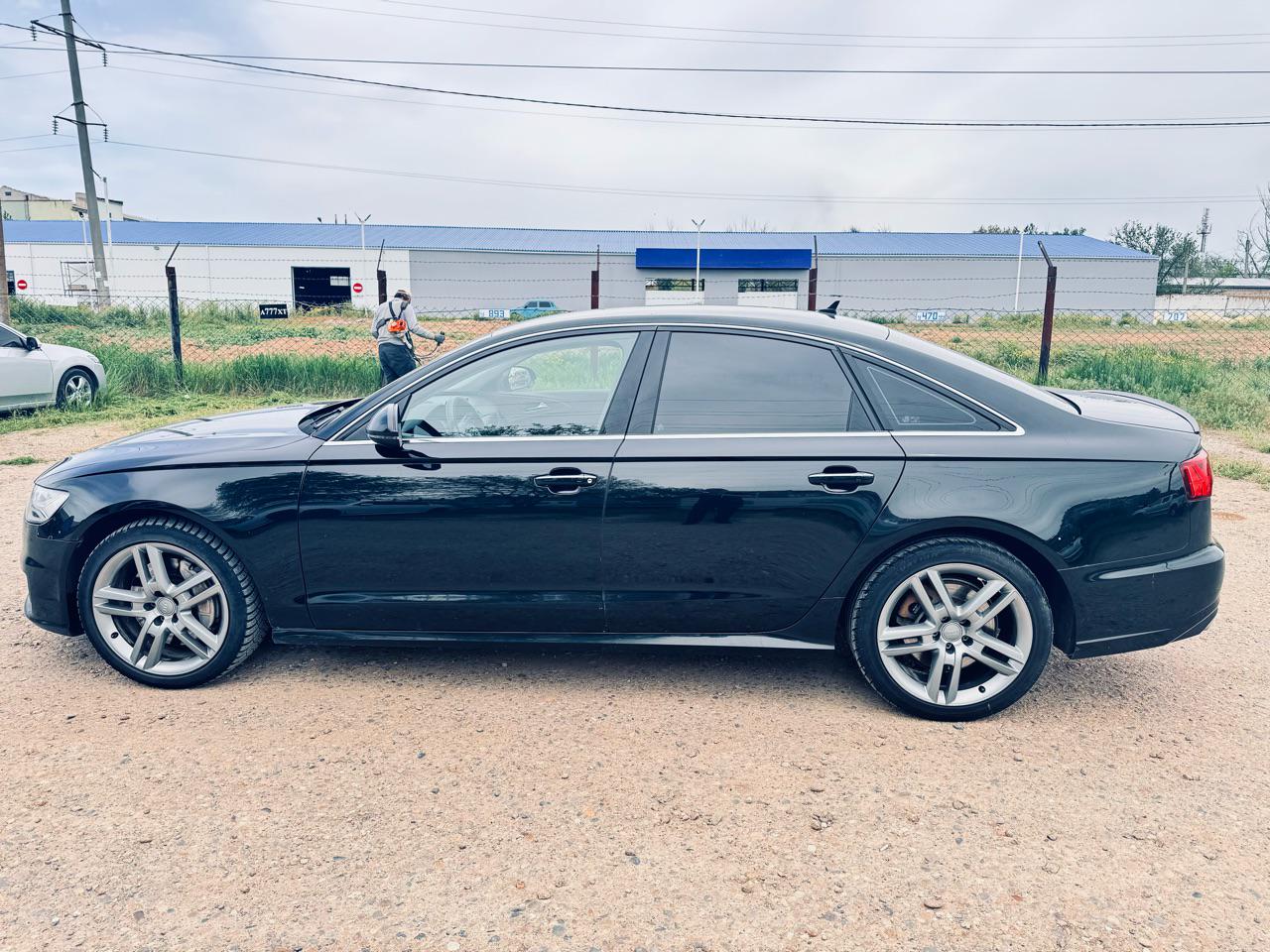 Audi A6
