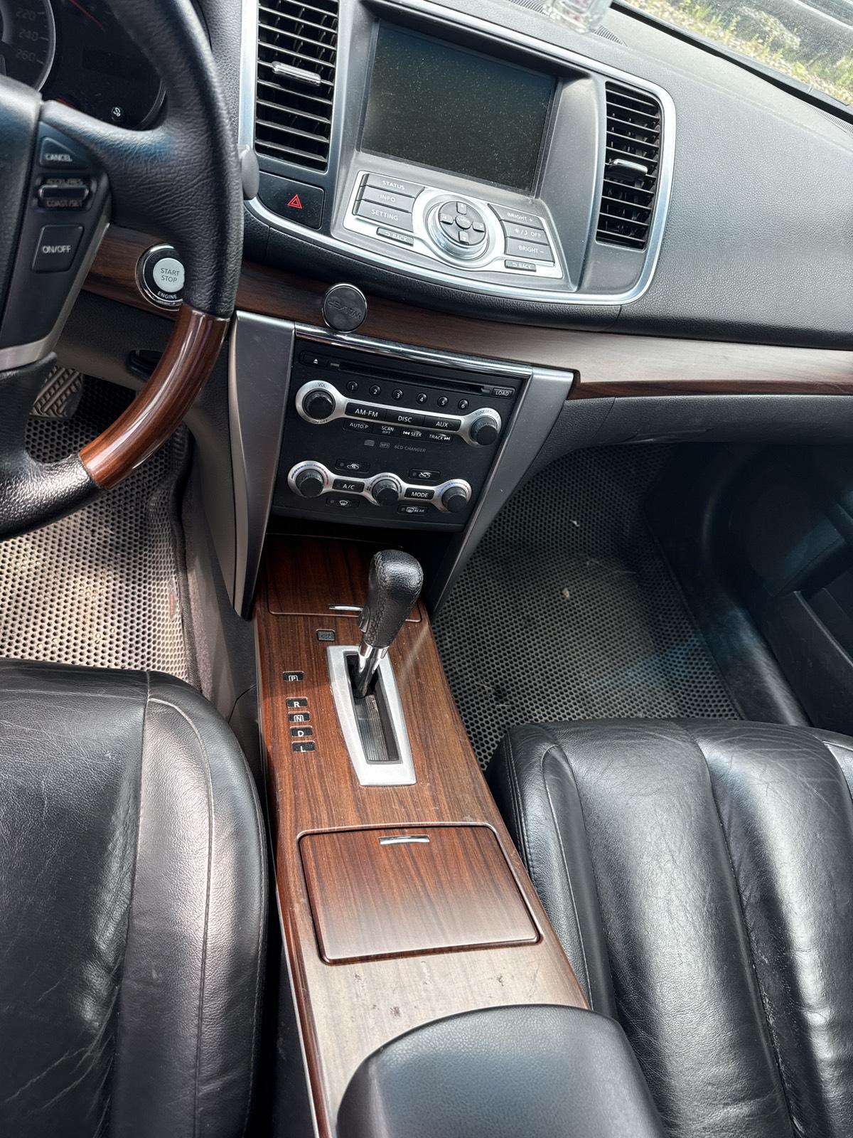 Nissan Teana