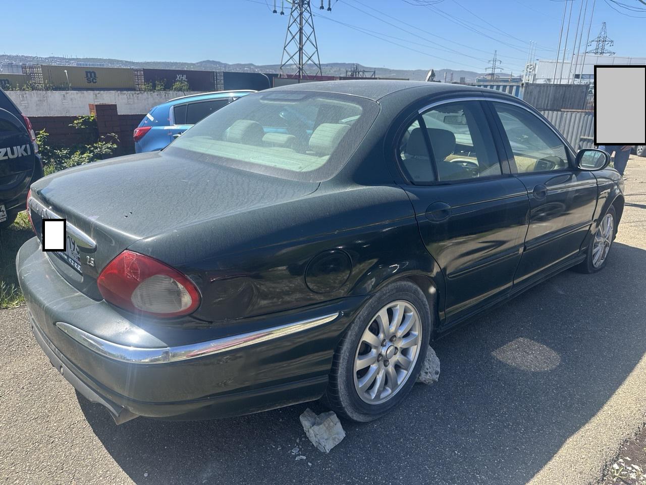 Jaguar X-Type