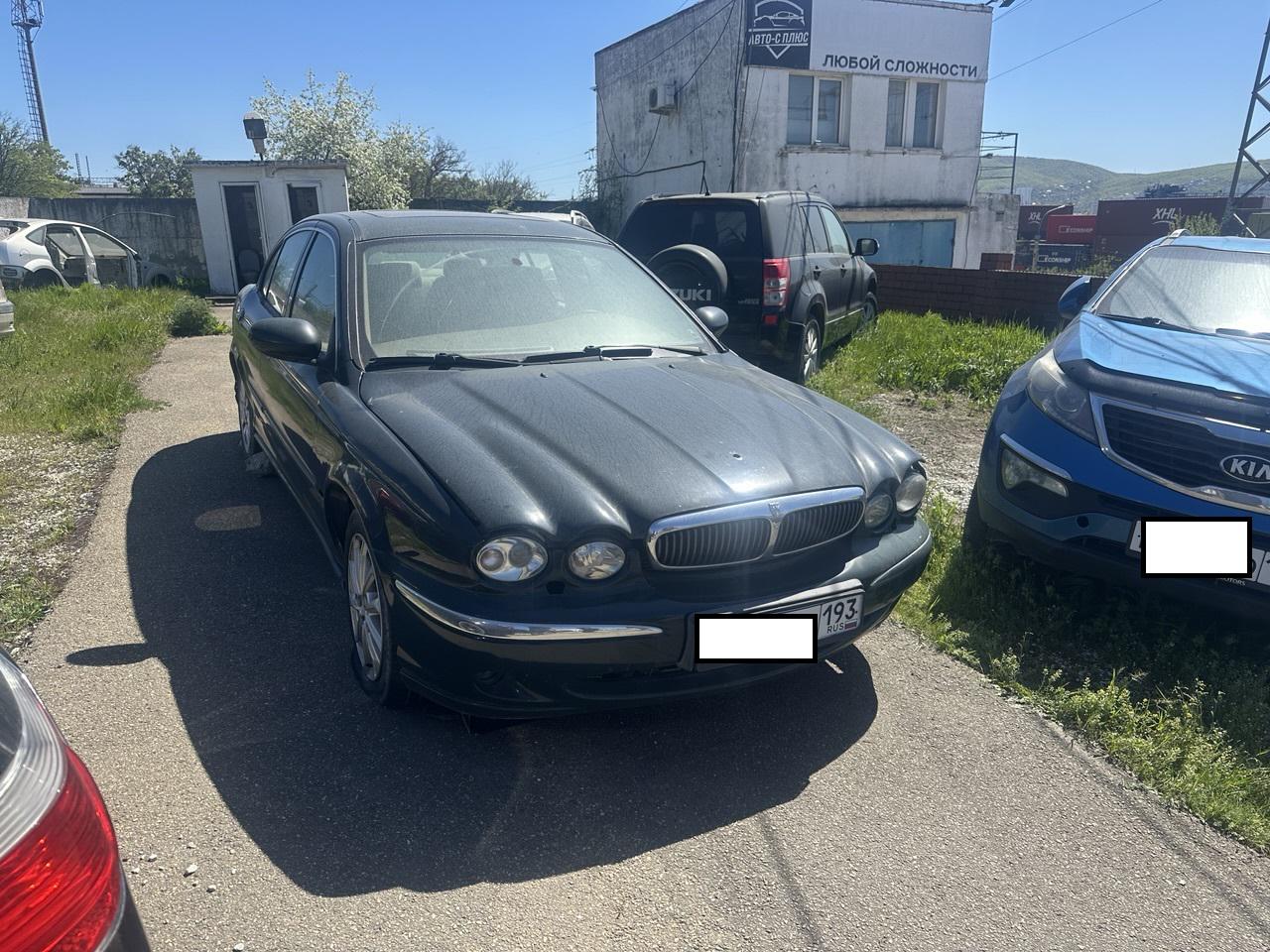 Jaguar X-Type