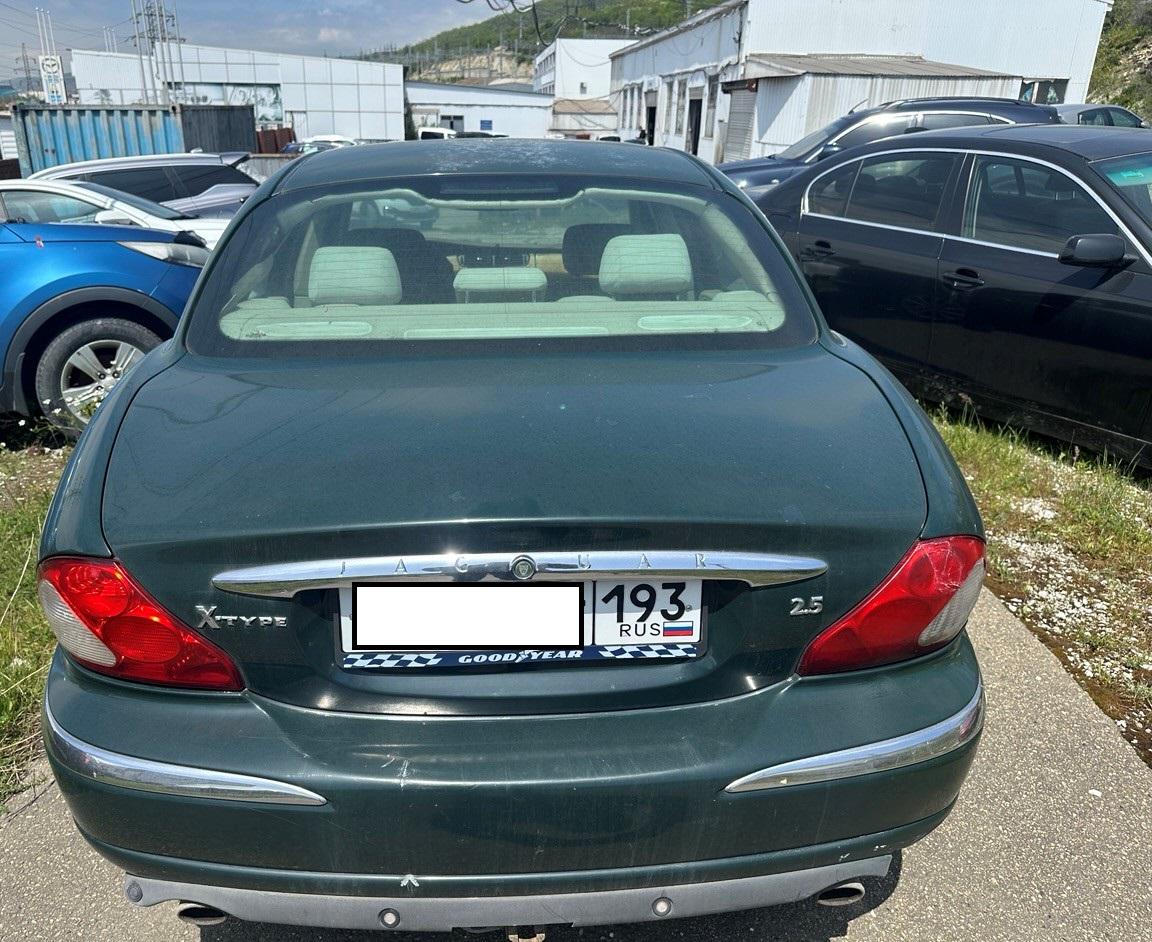 Jaguar X-Type