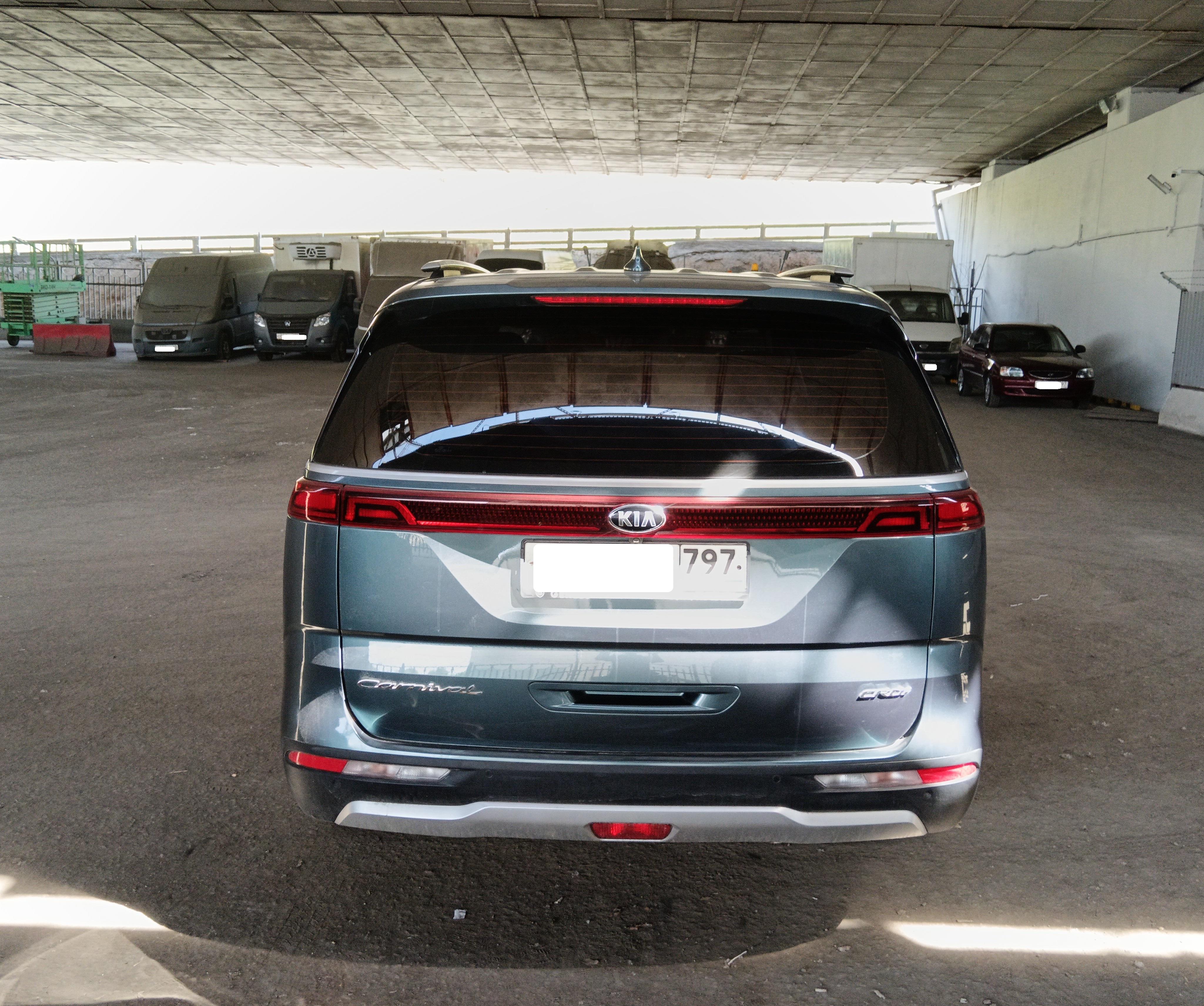 Kia Carnival