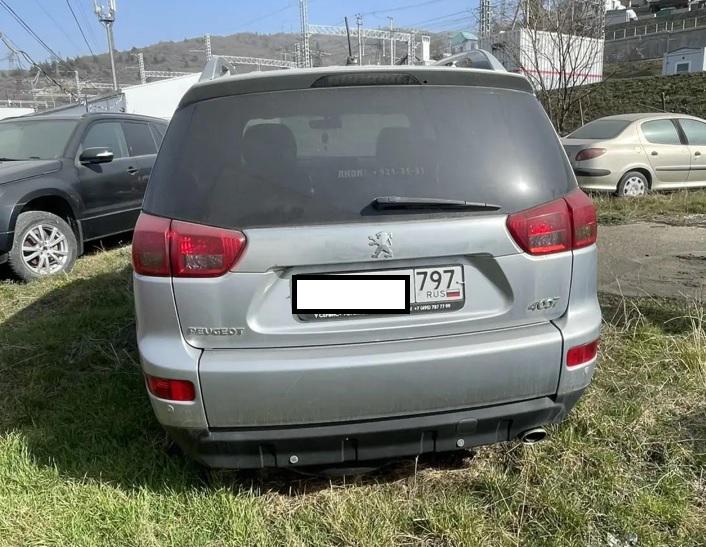 Peugeot 4007