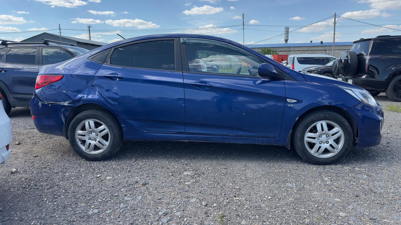 Hyundai Solaris