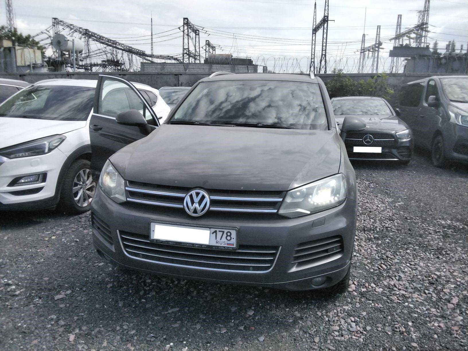 Volkswagen Touareg
