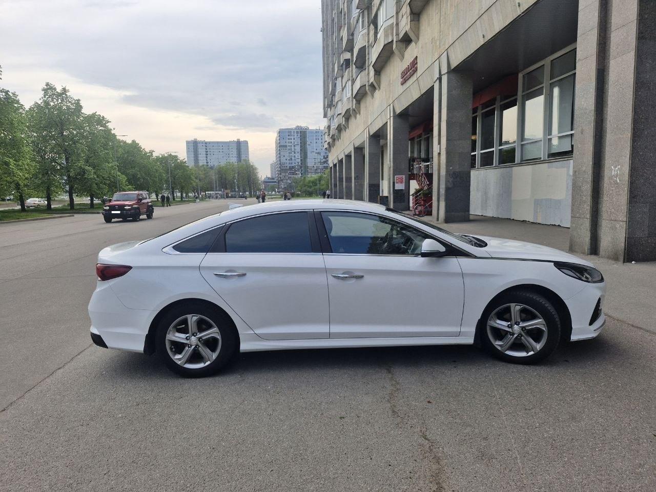 Hyundai Sonata