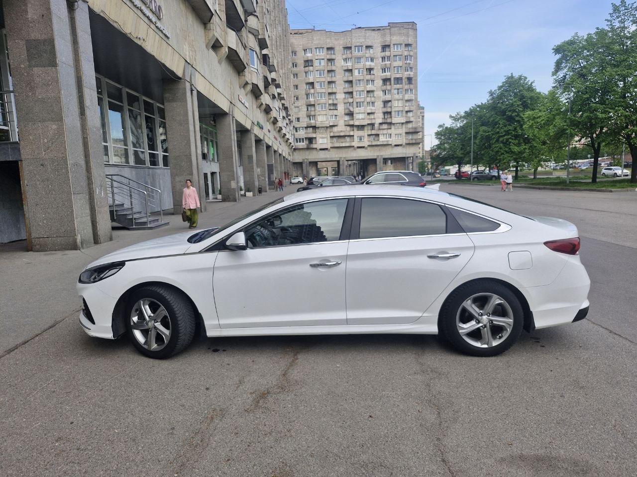 Hyundai Sonata