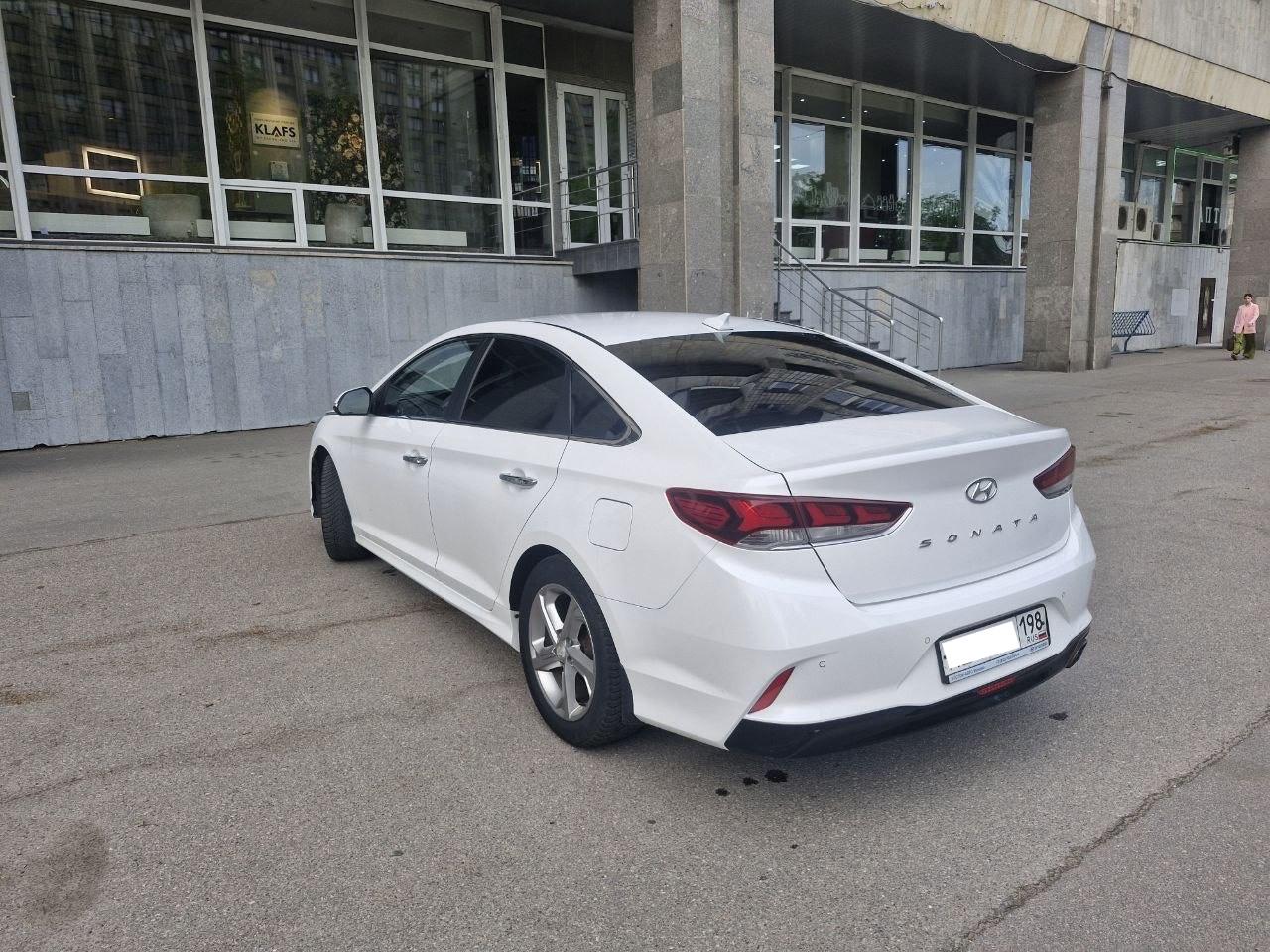 Hyundai Sonata