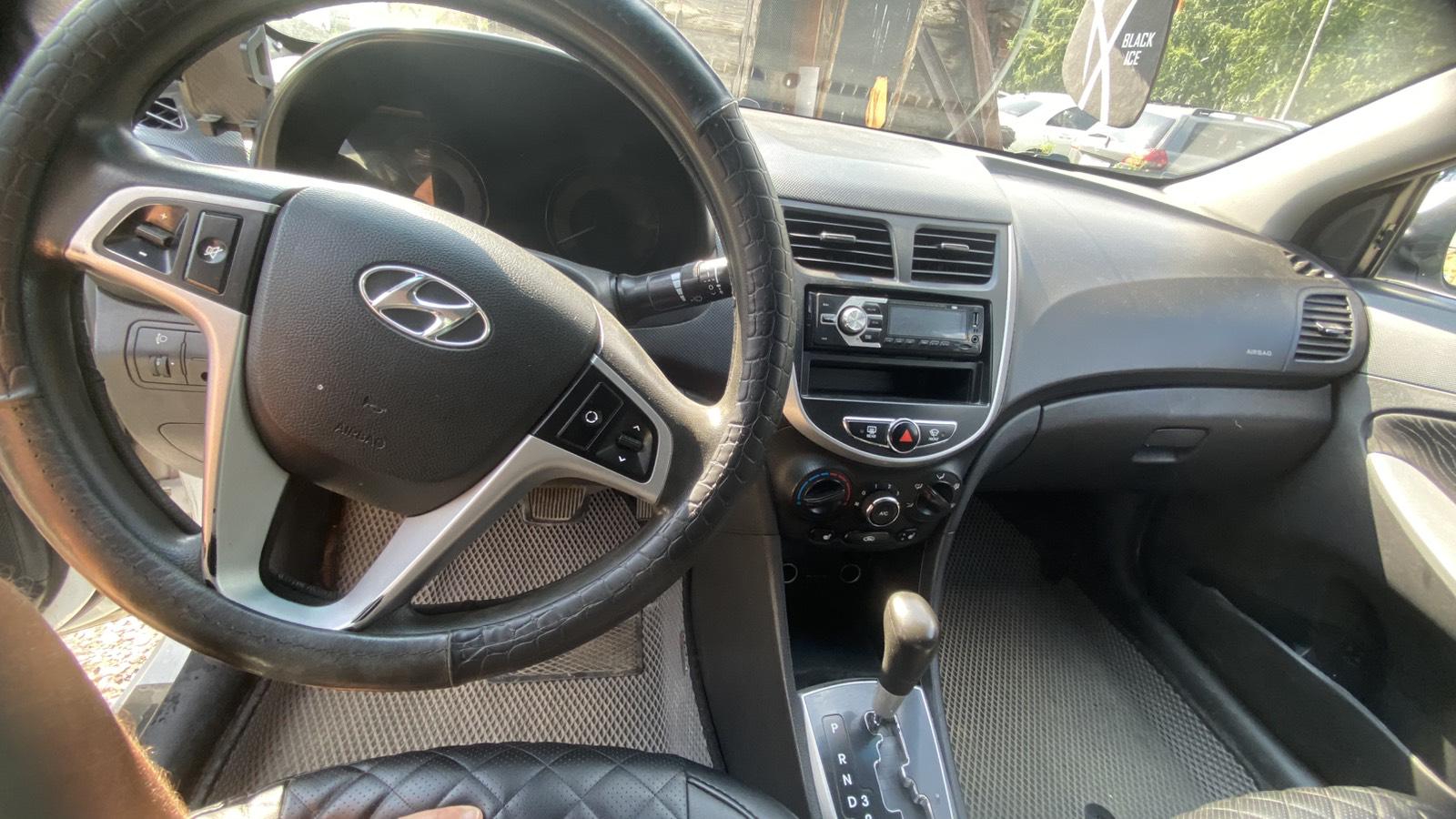 Hyundai Solaris