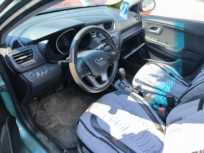 auto-media-item-3