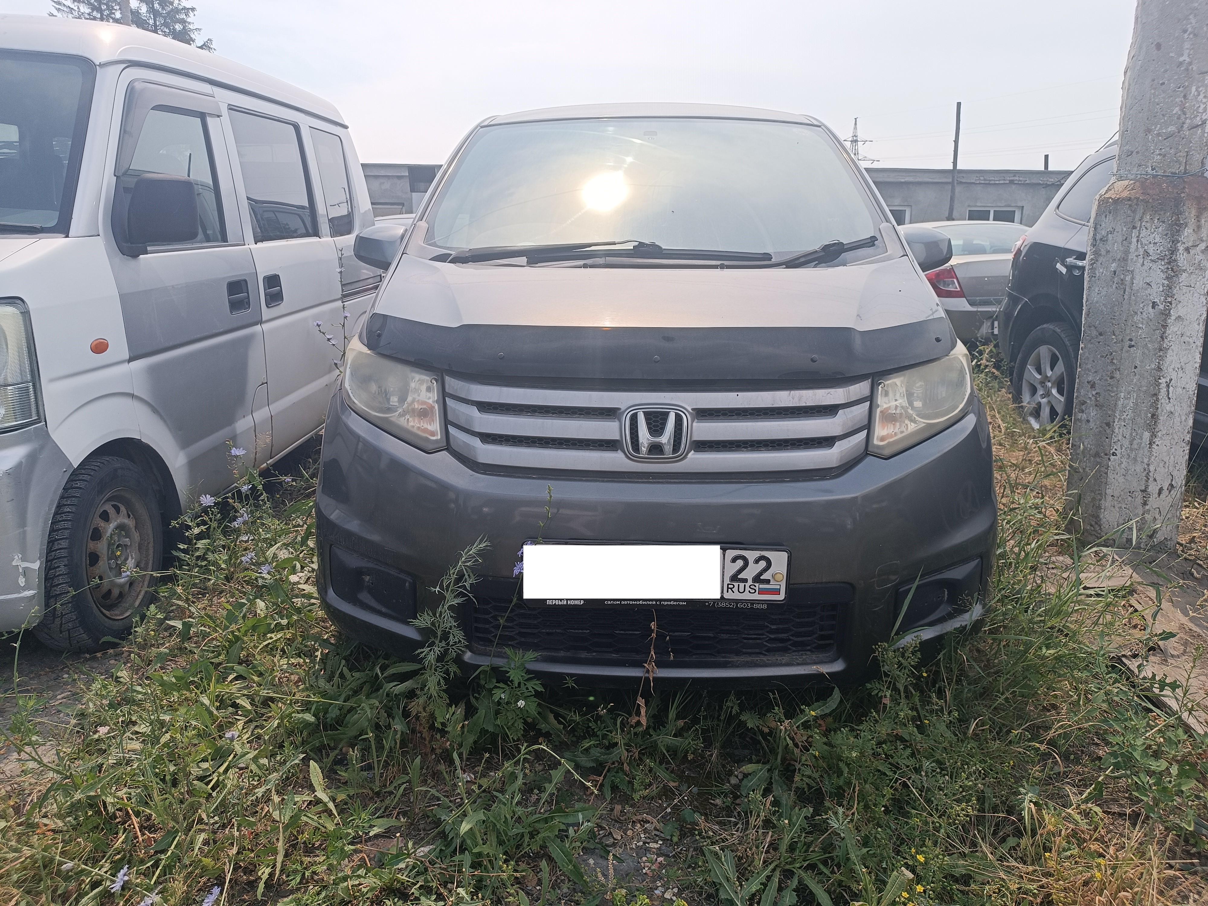 Honda Freed Spike