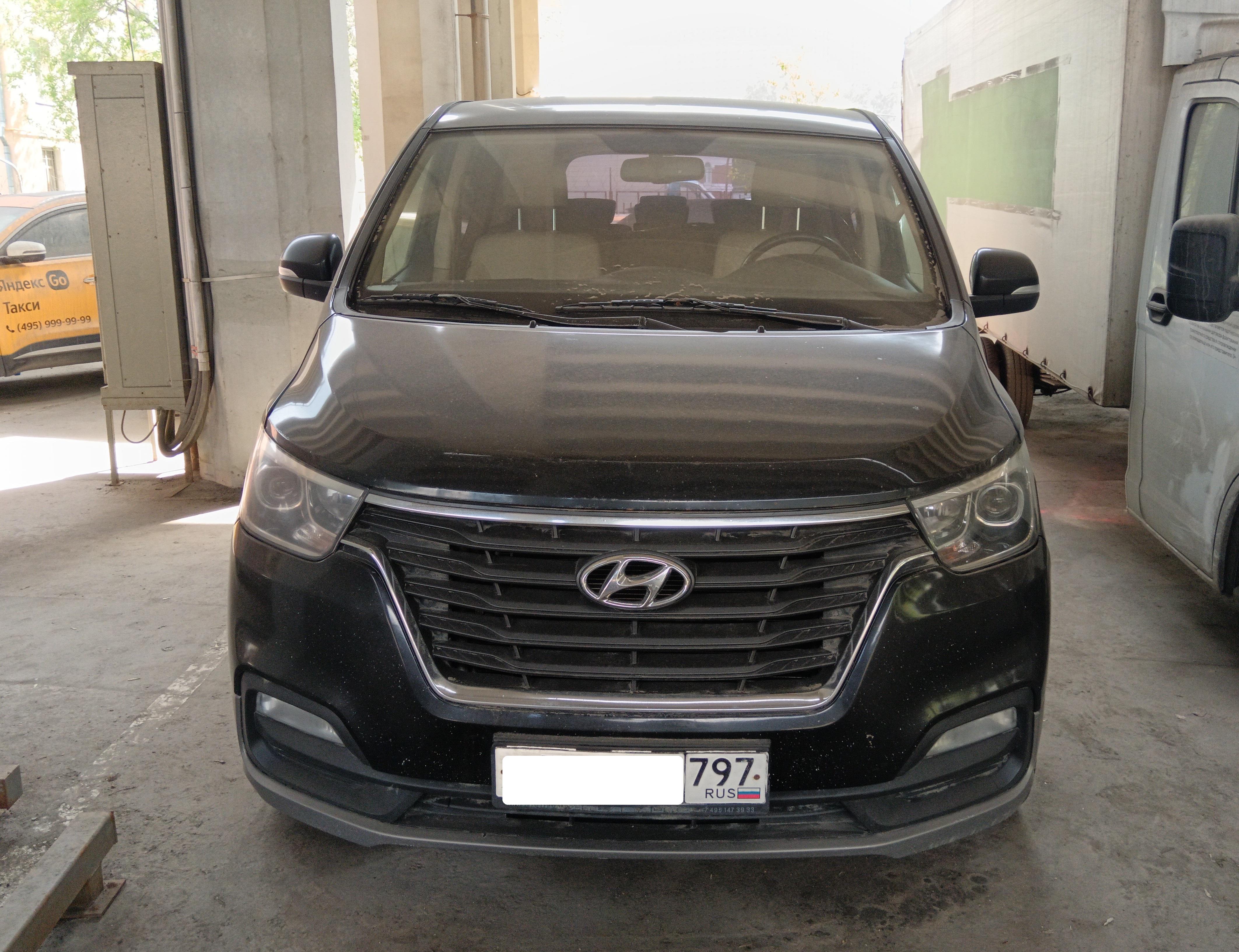 Hyundai H-1