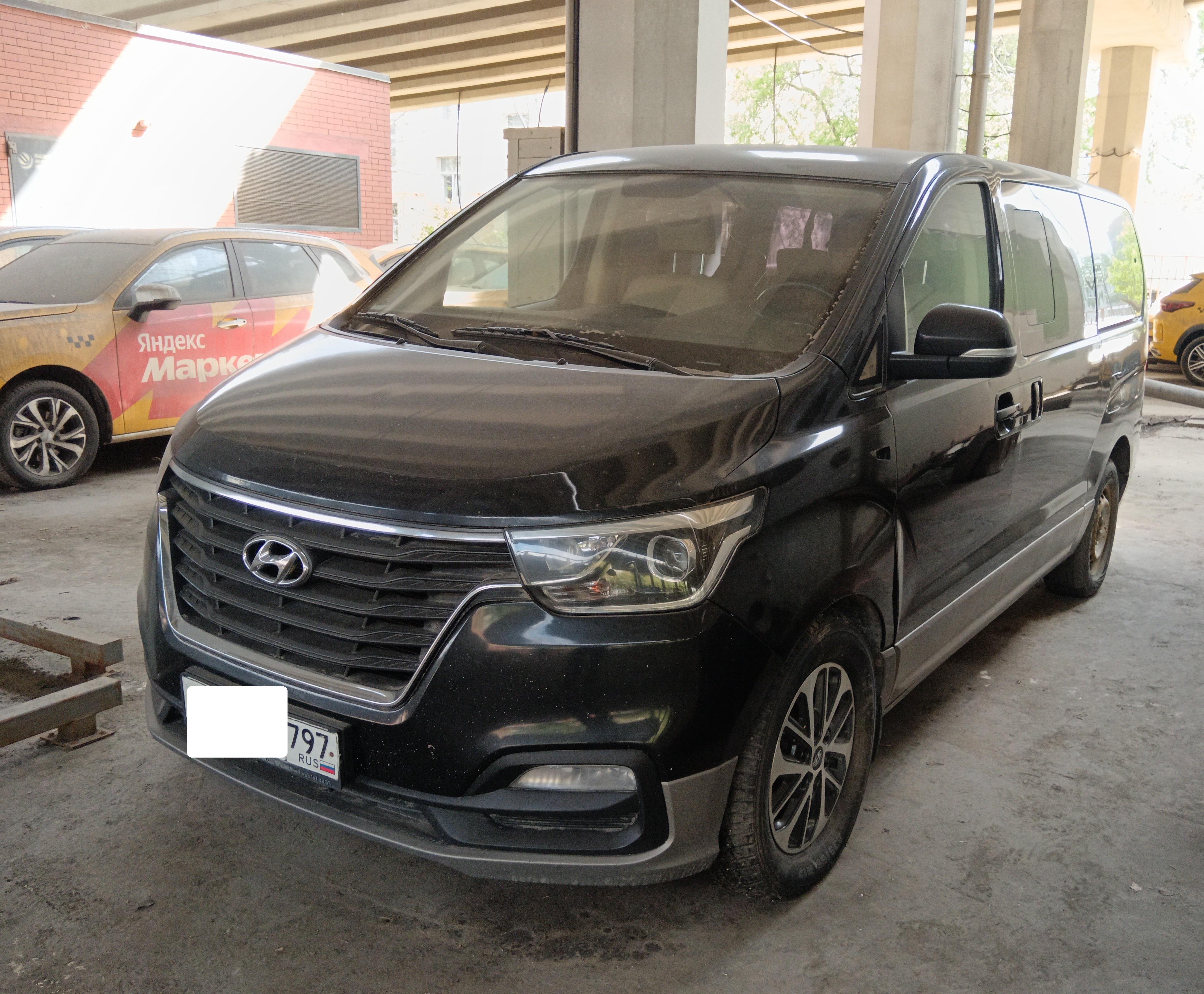 Hyundai H-1