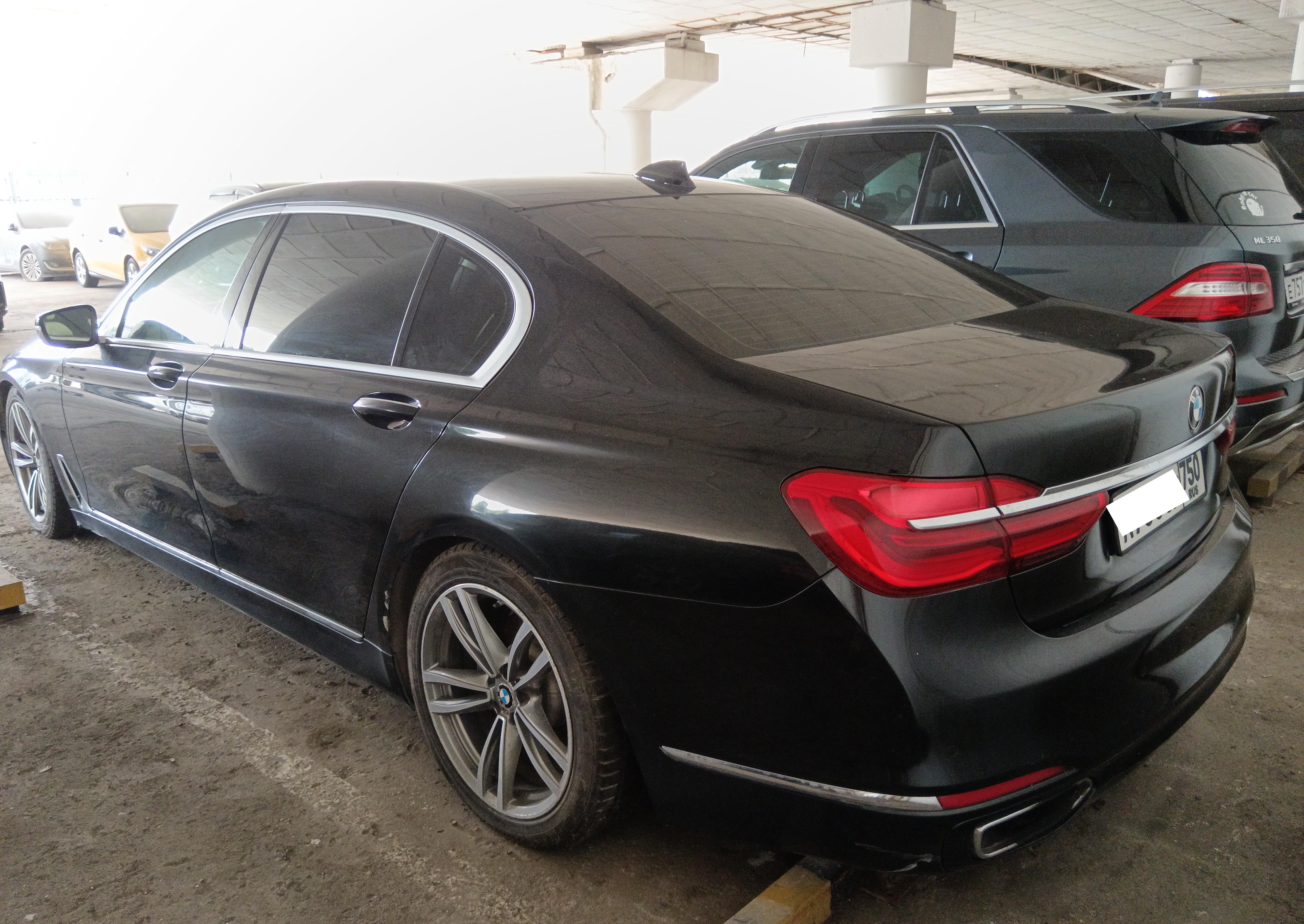 Bmw 7-Series