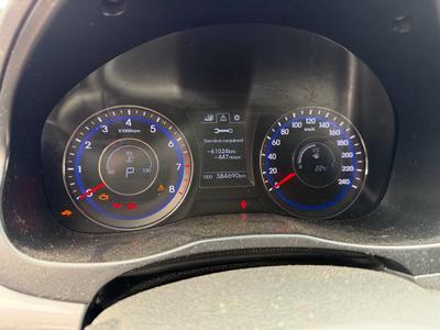 auto-media-item-2