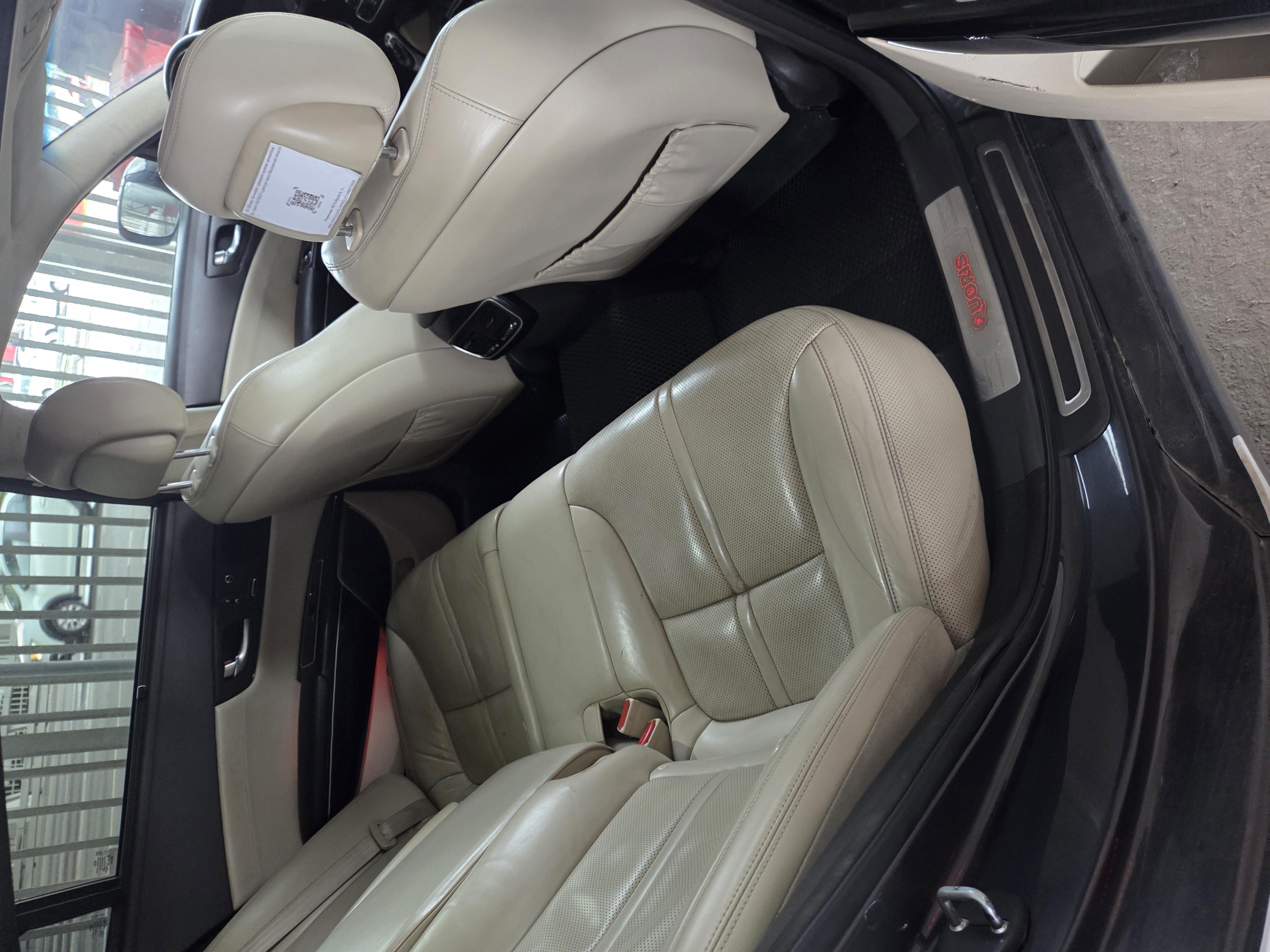Kia Quoris