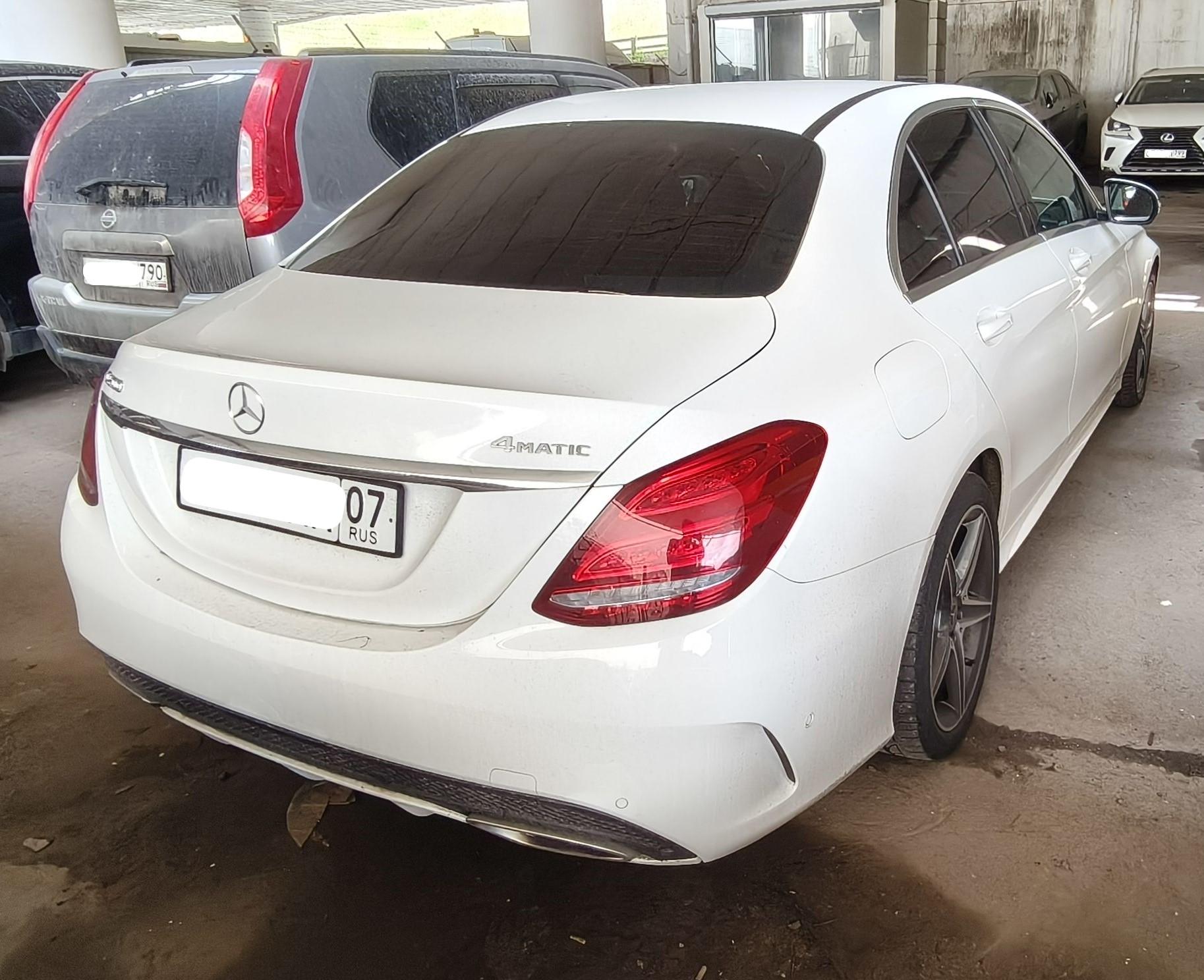 Mercedes-Benz C-Class