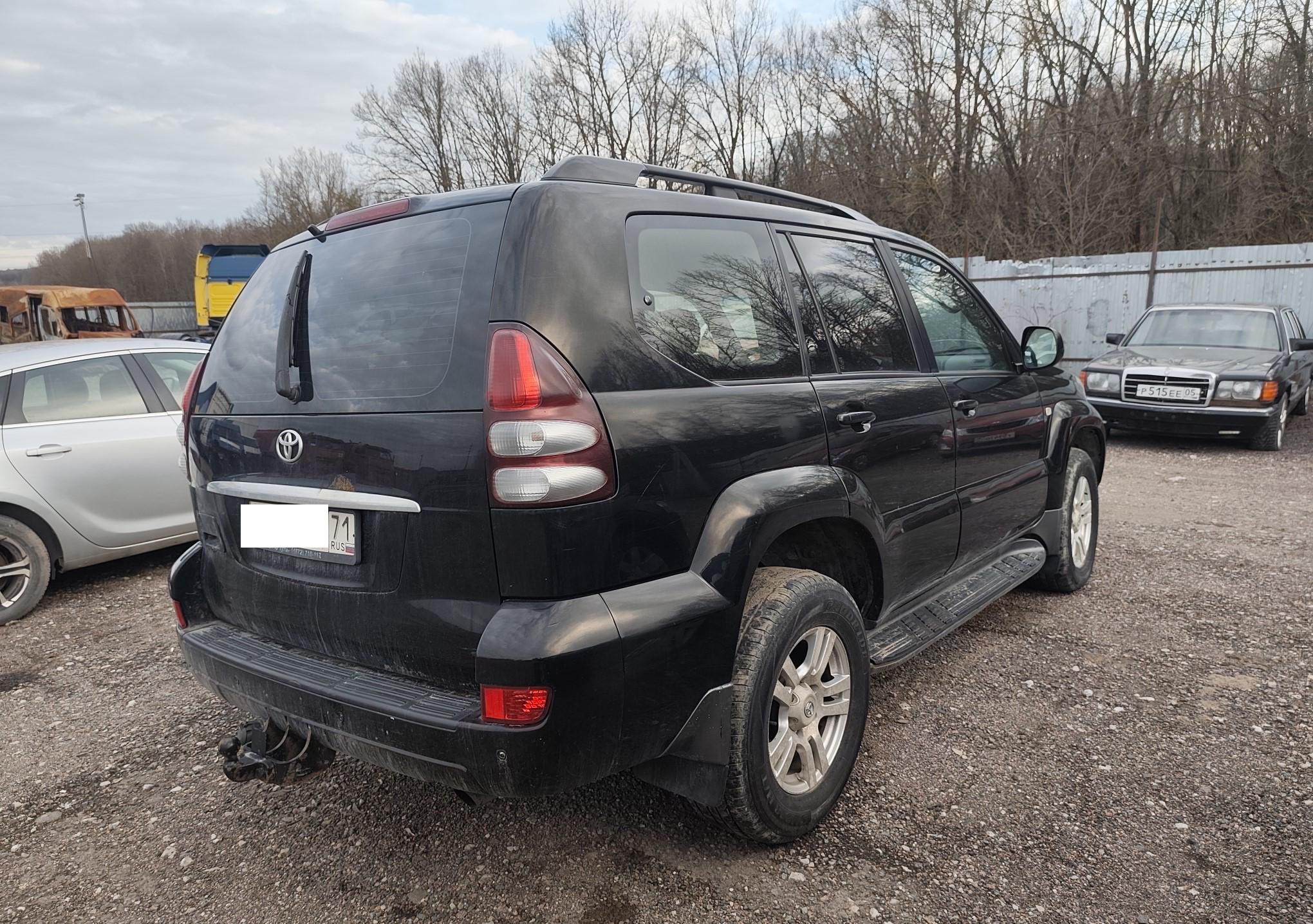 Toyota Land Cruiser