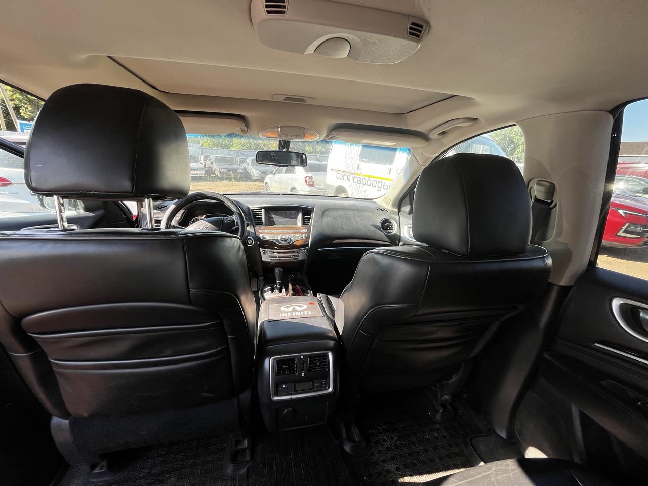 Infiniti Jx35