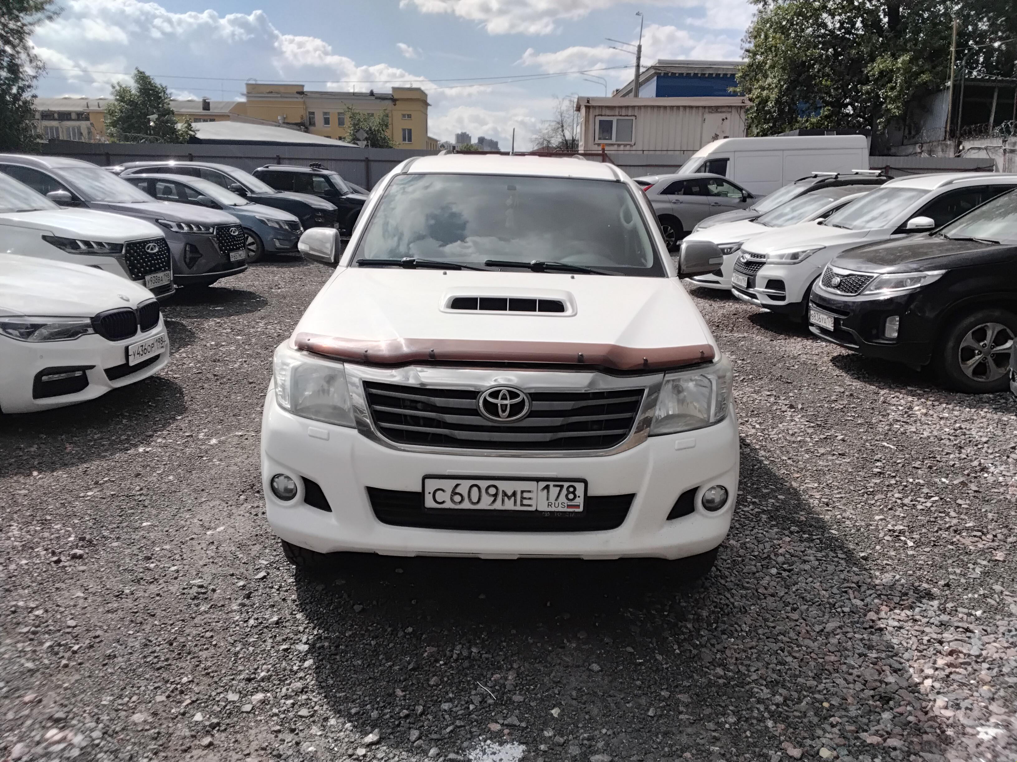 Toyota Hilux