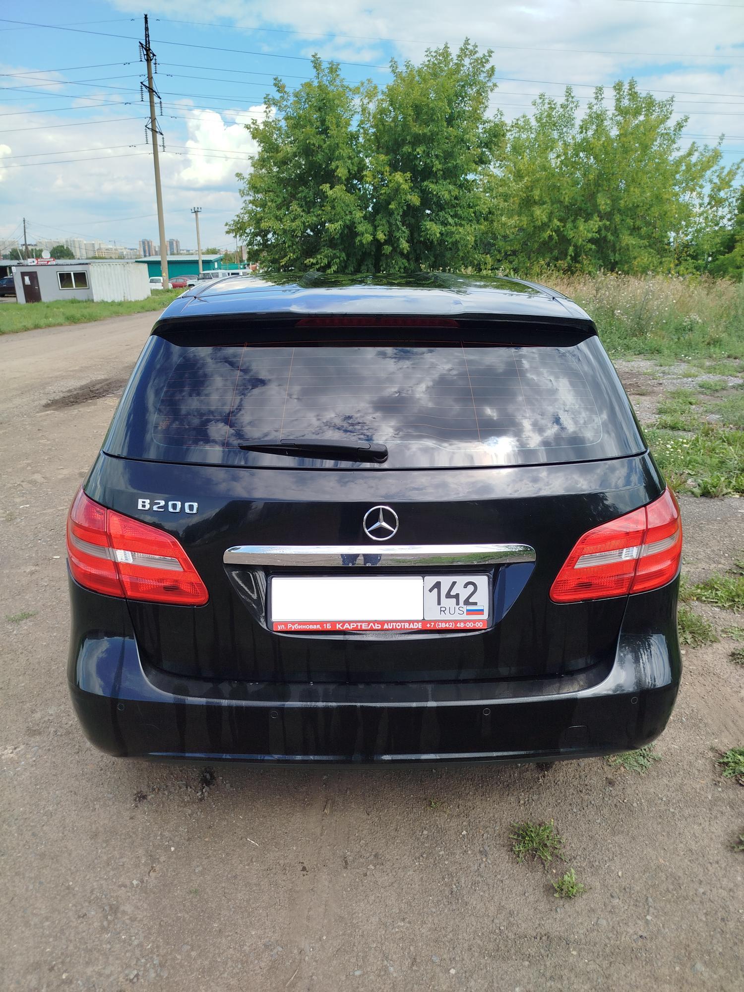 Mercedes-Benz Glb