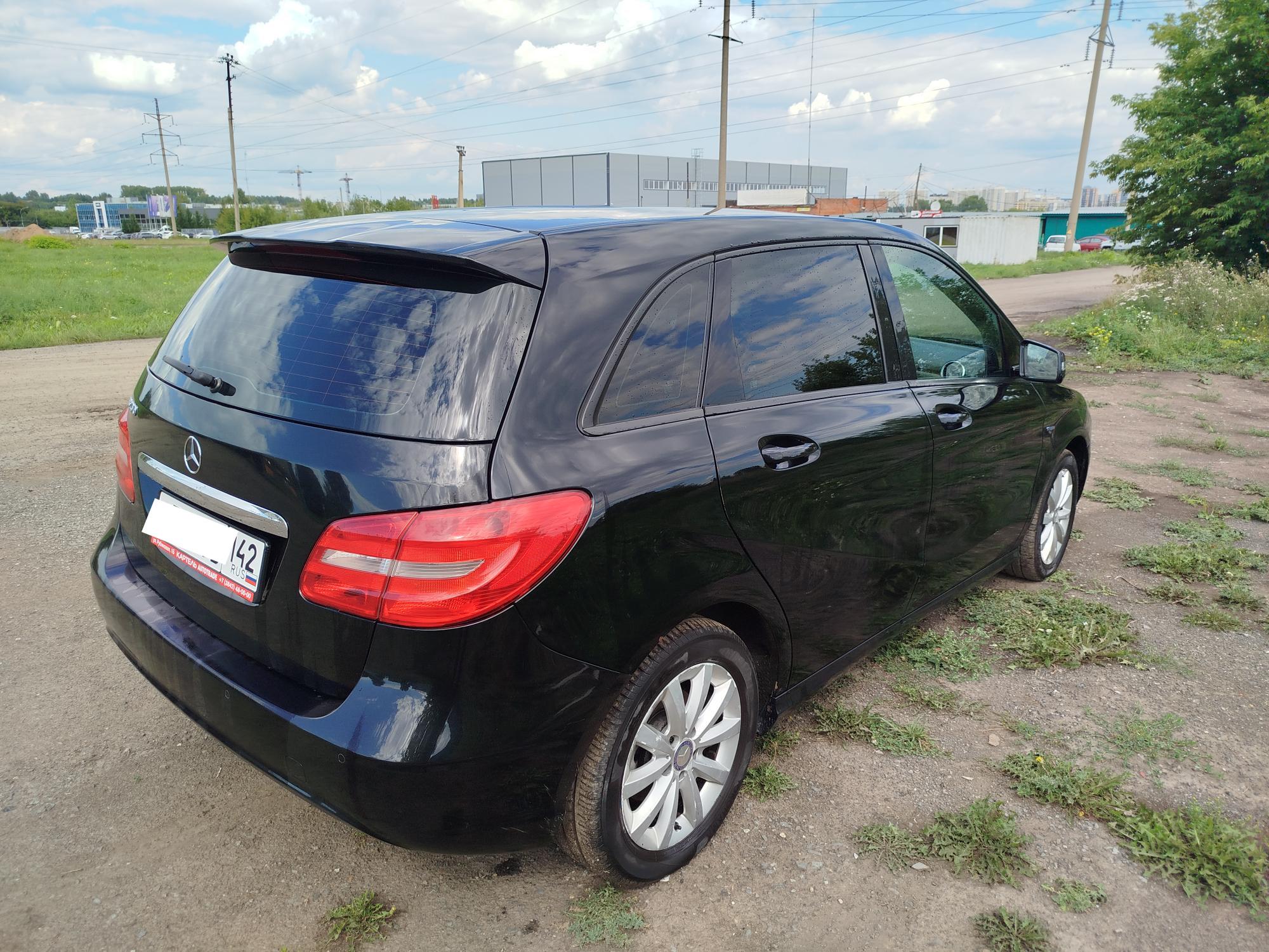 Mercedes-Benz Glb